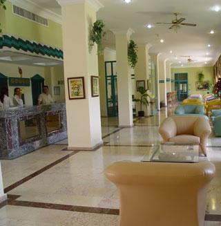 TROPIC APART HOTEL