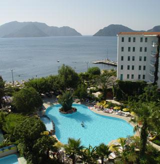TROPIC APART HOTEL