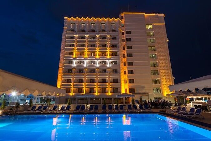 Best Western Plus Khan Hotel