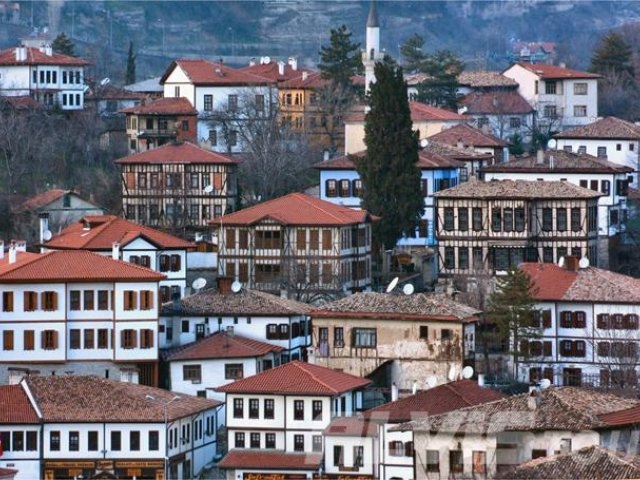 ORTA KARADENİZ KASTAMONU SİNOP SAFRANBOLU TURU