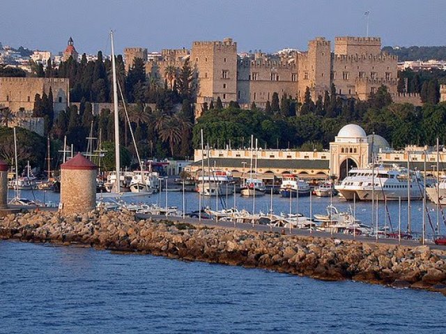 RODOS SYMI TURU