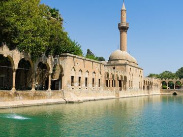 UÇAKLI DİYARBAKIRLI GAP TURU (DİYARBAKIR - ÇUKUROVA)