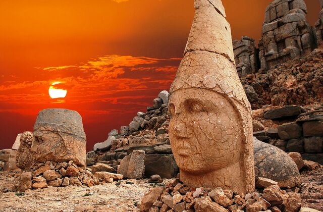 UÇAKLI DİYARBAKIRLI GAP TURU (DİYARBAKIR - ÇUKUROVA)