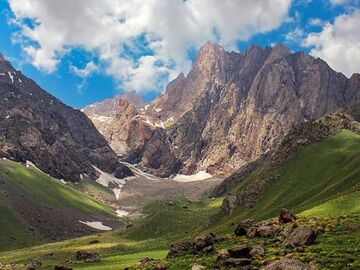 UÇAKLI HAKKARİ CİZRE YÜKSEKOVA TURU