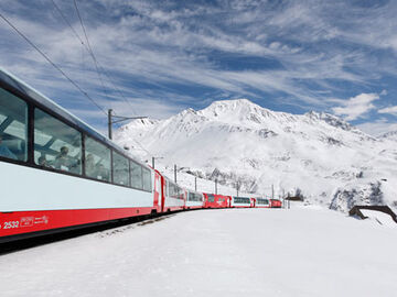 İSVİÇRE ALPLER GÖLLER & NOEL PAZARLARI