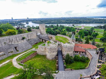 UÇAKLI VİZESİZ BELGRAD NOEL PAZARLARI TURU