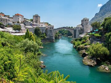 GÜNDÜZ UÇUŞLU VİZESİZ BALKAN TURU