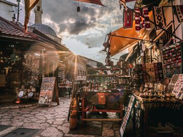 GÜNDÜZ UÇUŞLU VİZESİZ BALKAN TURU