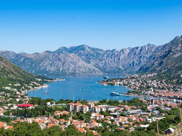 GÜNDÜZ UÇUŞLU VİZESİZ BALKAN TURU