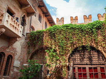 TOSKANA`NIN GÖZDELERİ & VENEDİK KARNAVALI