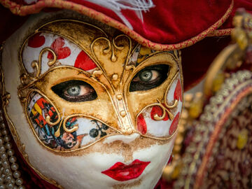 TOSKANA`NIN GÖZDELERİ & VENEDİK KARNAVALI