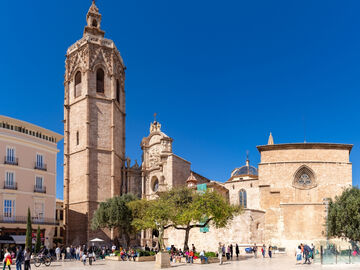RAMAZAN BAYRAMINA ÖZEL KEŞİF DOLU BÜYÜK İSPANYA & ENDÜLÜS (ANTALYA HARAKETLİ)